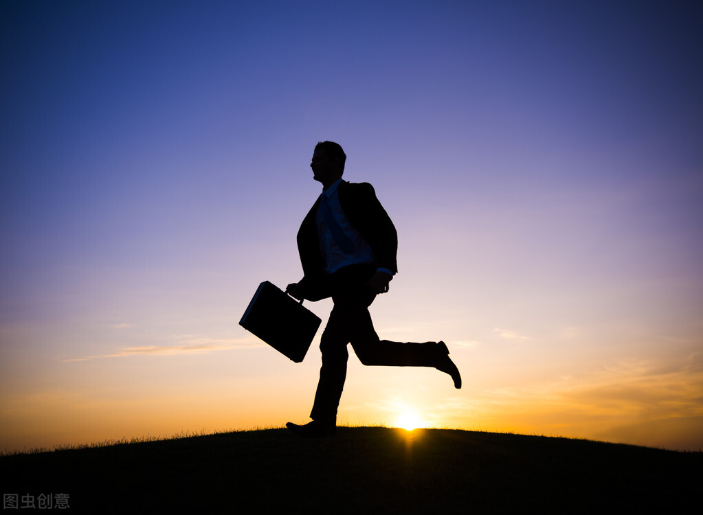 住院手术想和男友借钱却被他拒绝，这种男友还有必要继续交往吗