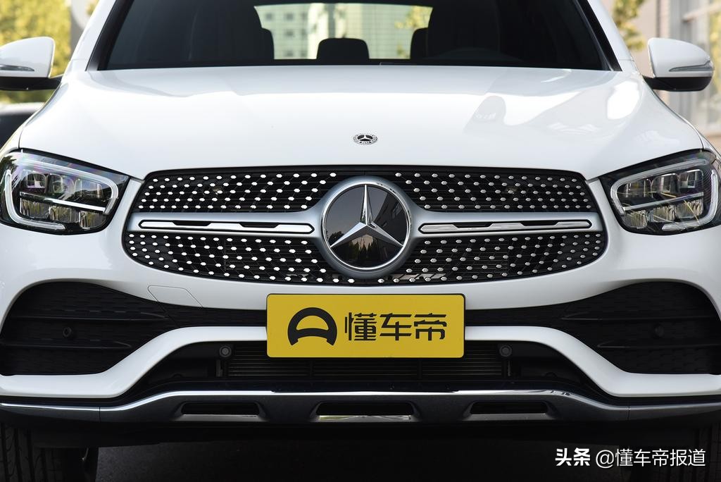 奔驰glc优点和不足,奔驰glc轿跑与奔驰e300哪个值得买
