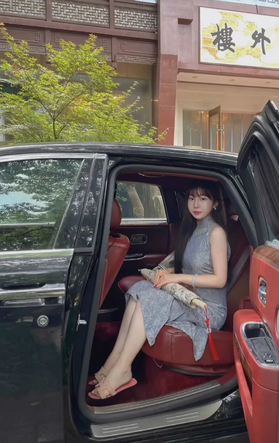 高小凤哪里吸引了高育良,高小凤多少岁遇见高育良