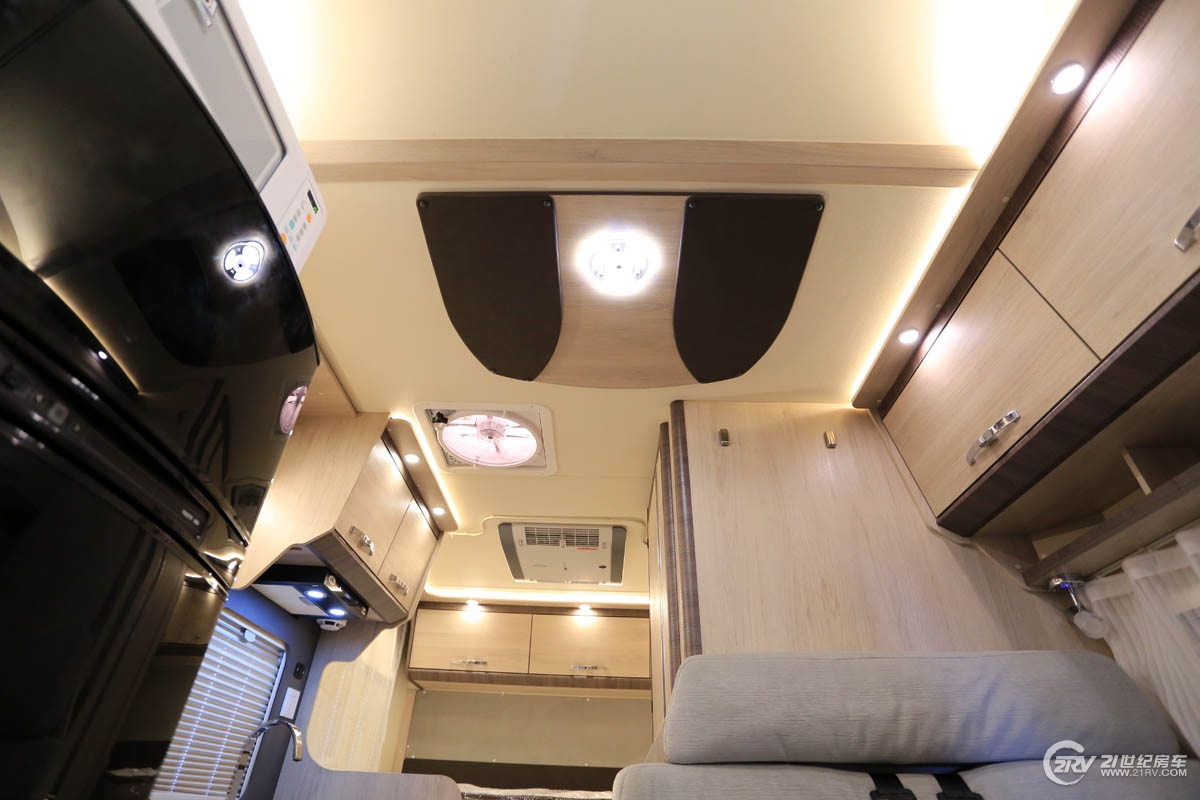 亚特b型房车最新款,10年的房车