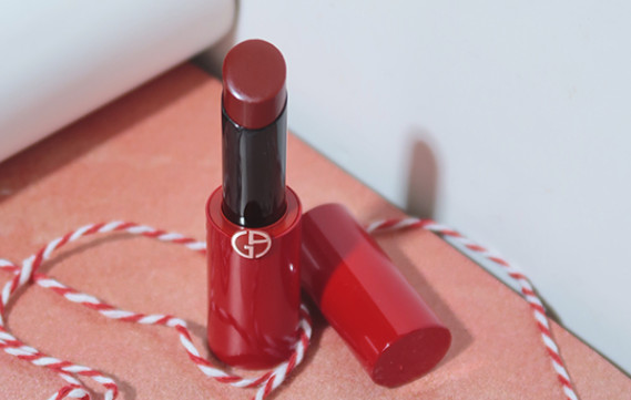 大姨妈虐我千百遍，我待姨妈红如初恋