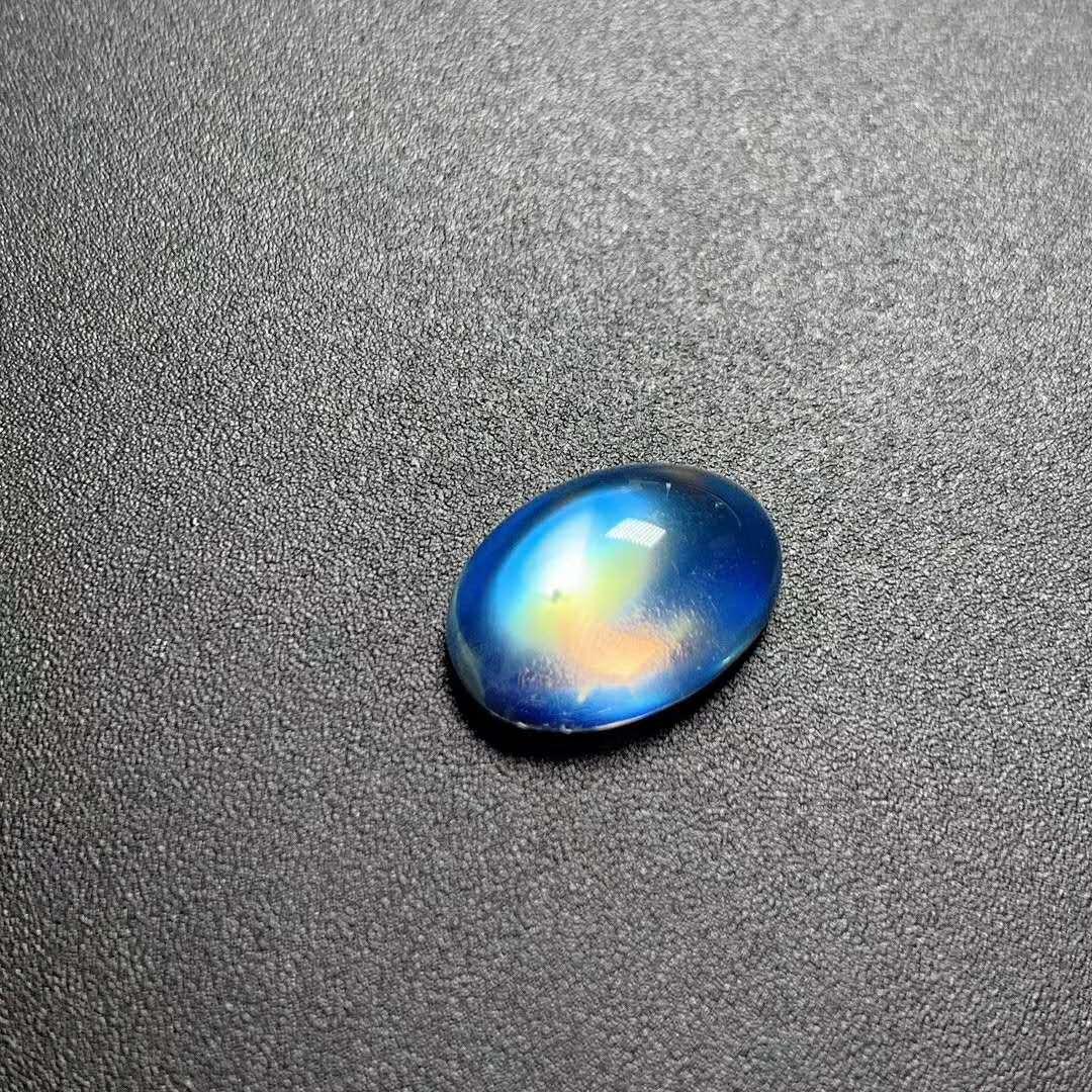 什么石头又便宜晚上又会发光的,最便宜的有光泽的石头