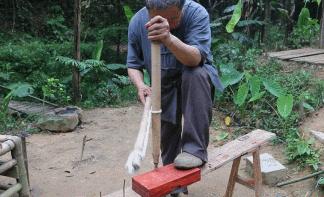 中国老大爷玩短视频,国外获60万粉丝,老外惊呼:这是什么Chinese功夫?