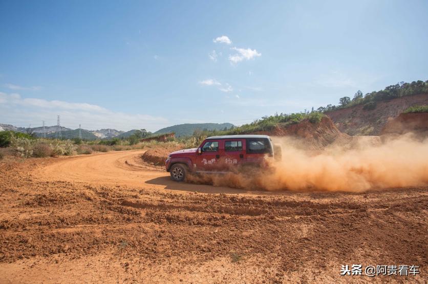 目前全球加速最快硬派suv,这几款硬派suv堪称入藏神器