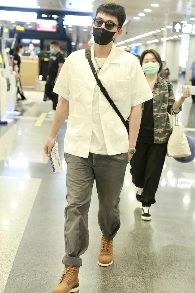 欧豪短裤穿搭,欧豪私服硬汉穿搭