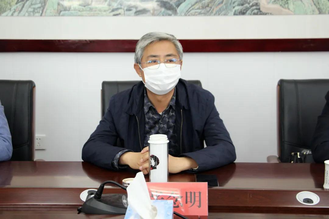 閲戣姳灞辩殑椋庢儏灏忛晣,鑾掑幙鐗硅壊灏忛晣椤圭洰