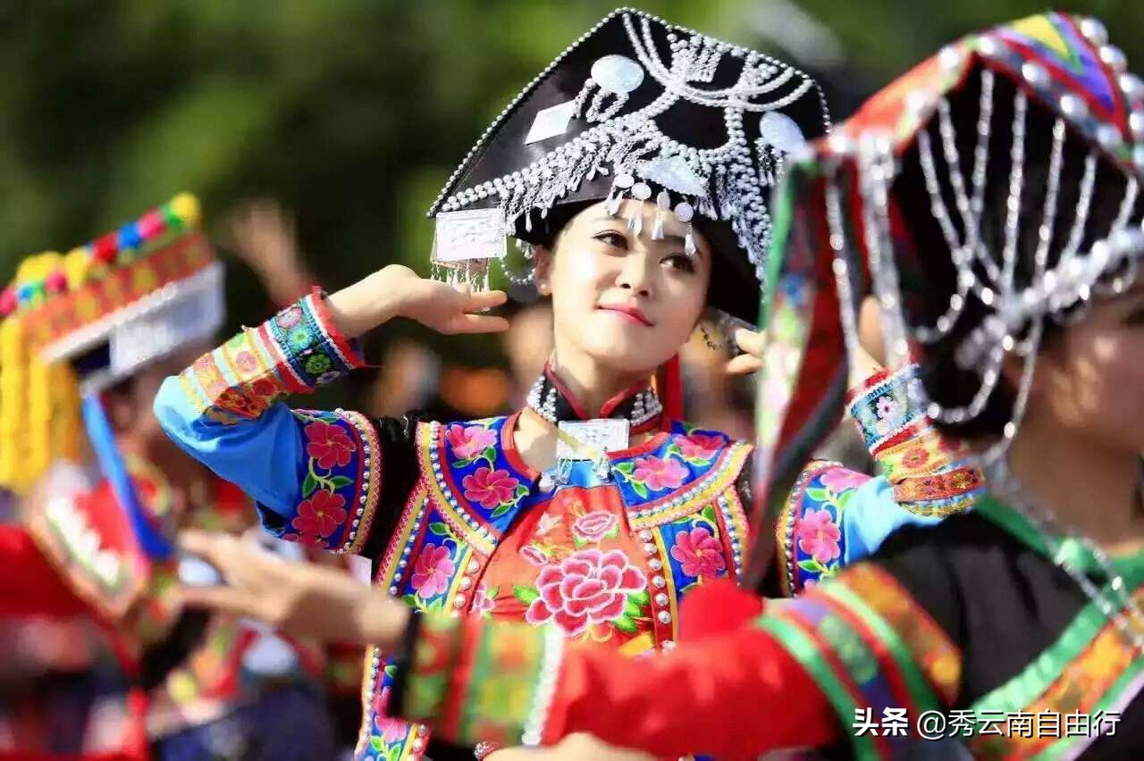 来云南感受彝族特色民族文化,云南彝族的文化和风土人情