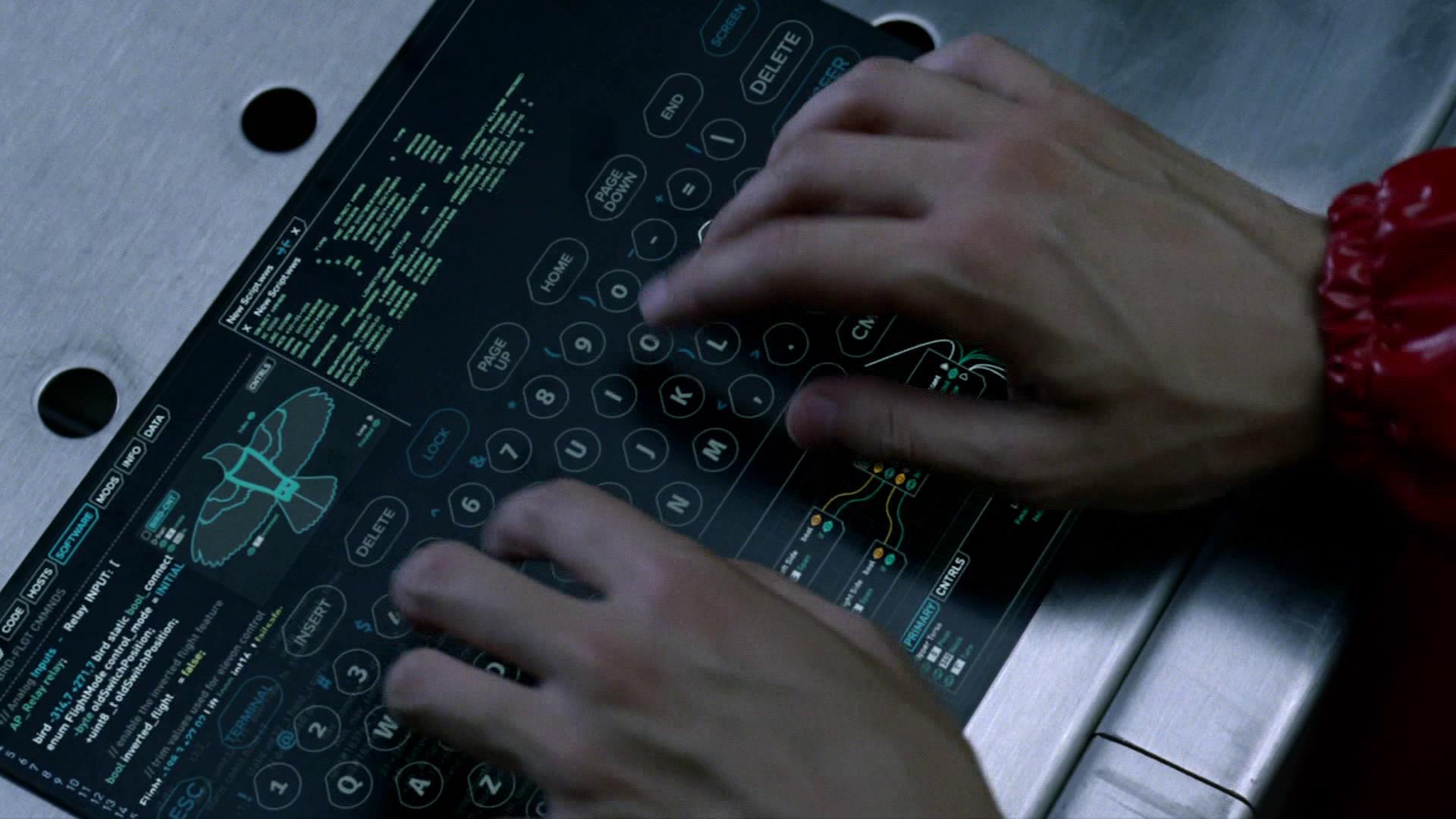 这段时间被折叠手机刷屏，其实这部美剧早就预言了，还是三折叠机