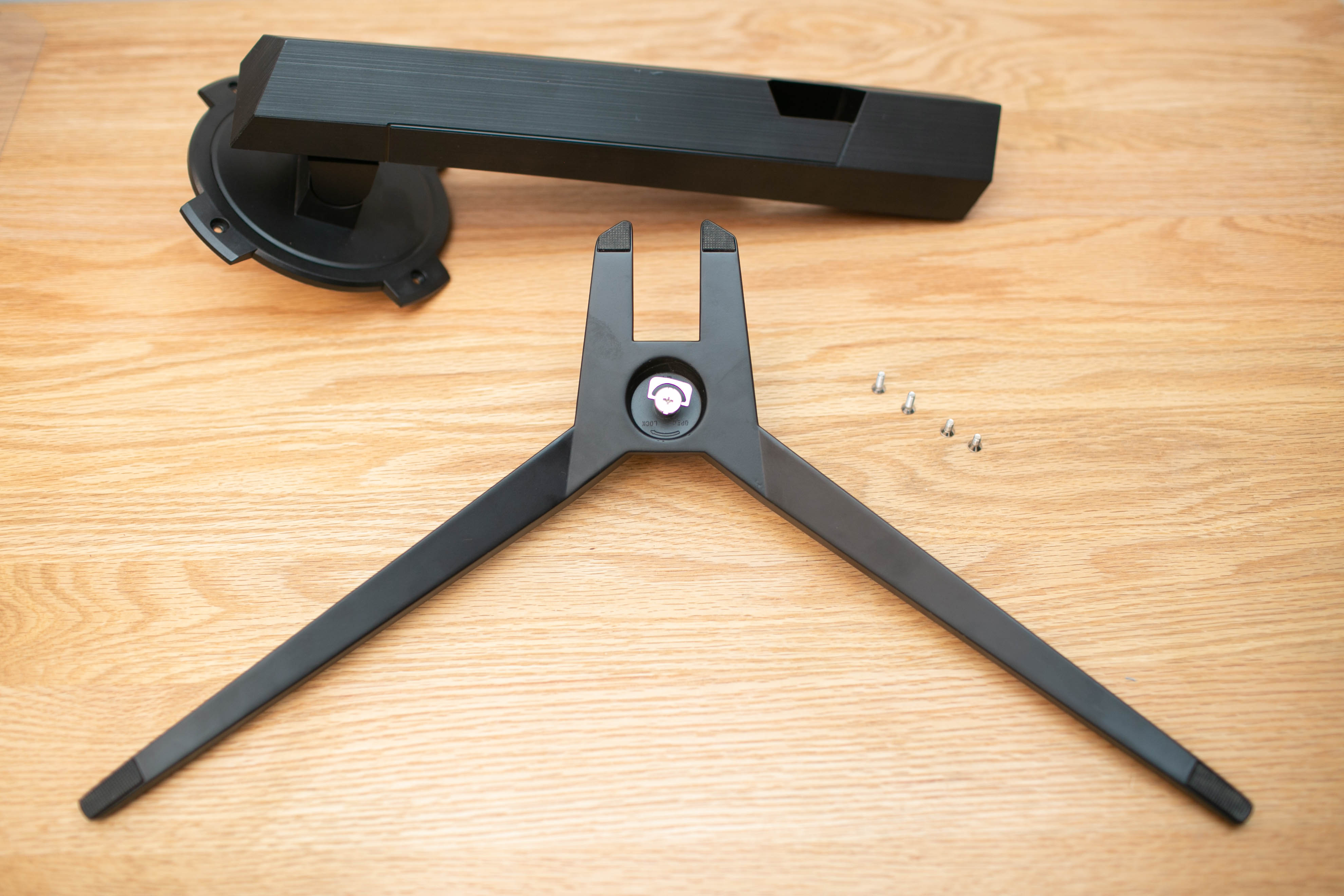 微星pag304cqr显示器测评,微星mag321qr显示器测评