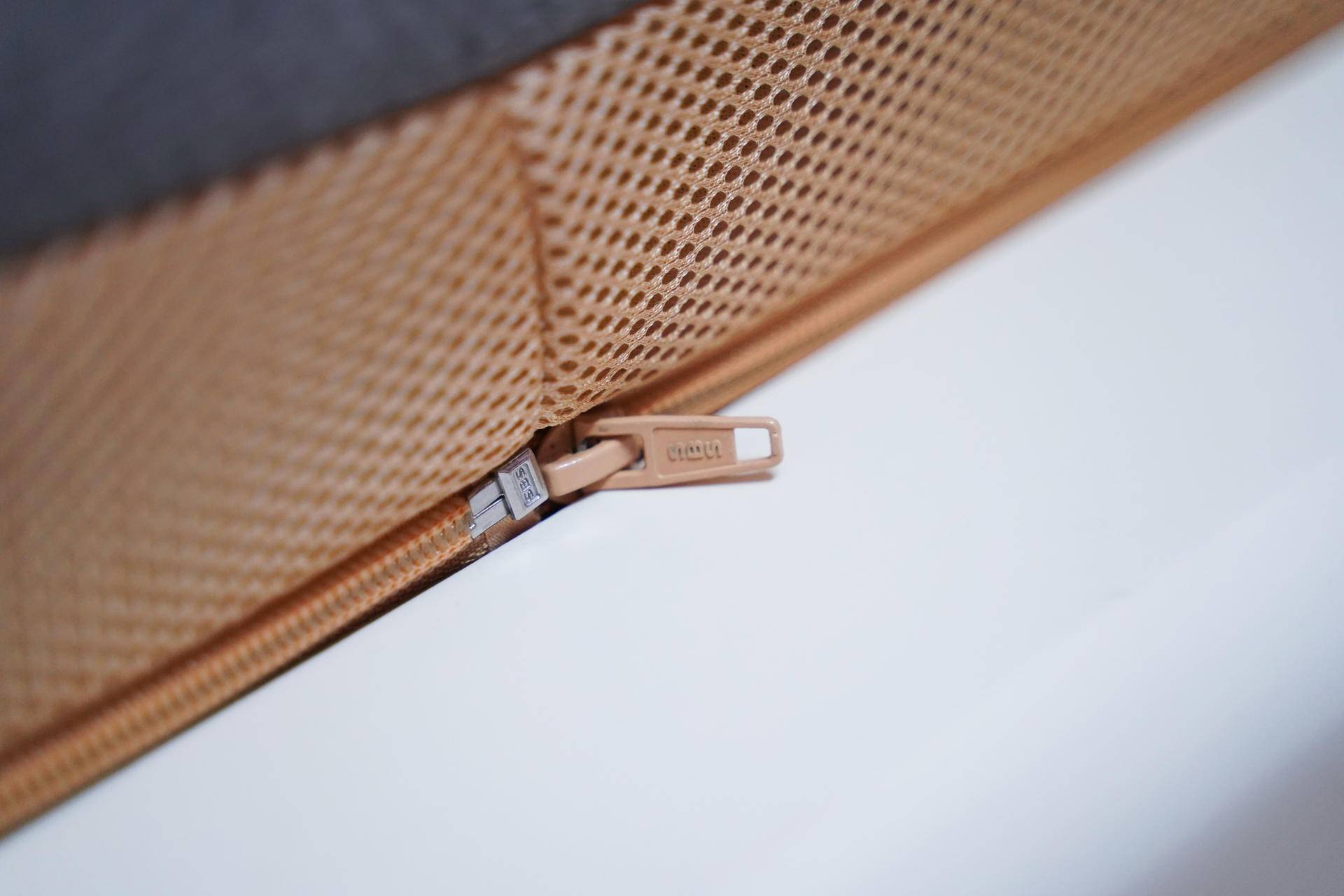 8h小金床垫有多重,8h8cm床垫评测