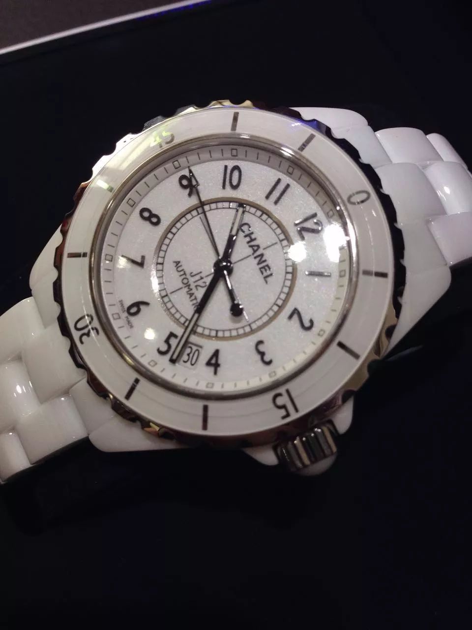 比applewatch还流行的机械表，人生中最值得入手的高级腕表