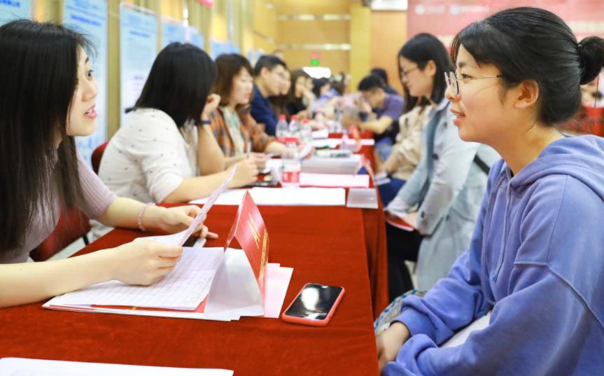 人民日报公布广东野鸡大学名单,教育部公布广东野鸡大学名单曝光