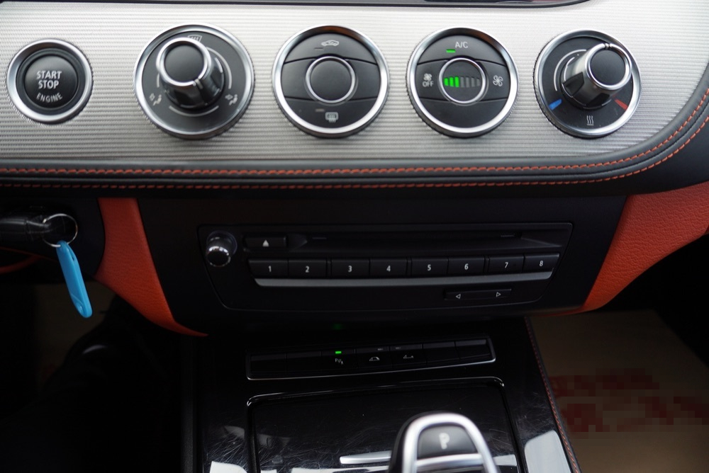 20多万买新宝马,花6万买了台敞篷宝马车