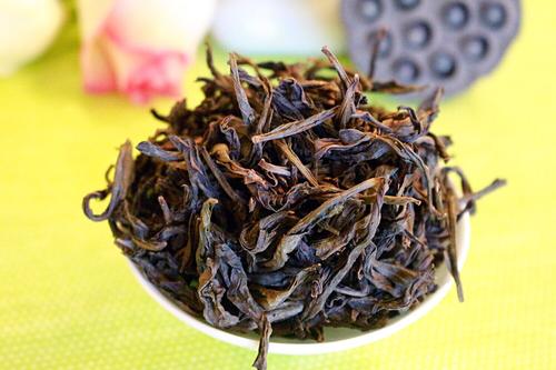 喝大红袍含义,喝大红袍唇齿留香