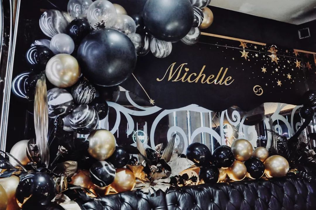 爆改废弃工厂，看三个姑娘如何施展植物魔法