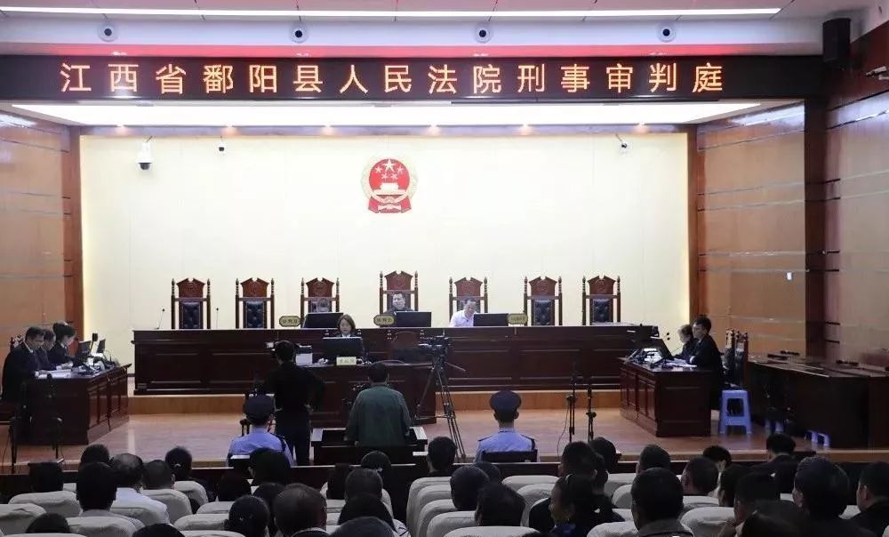 楸煎共鍠锋潃铏墏,鏅掗奔骞蹭笂鍐滆嵂琚姄