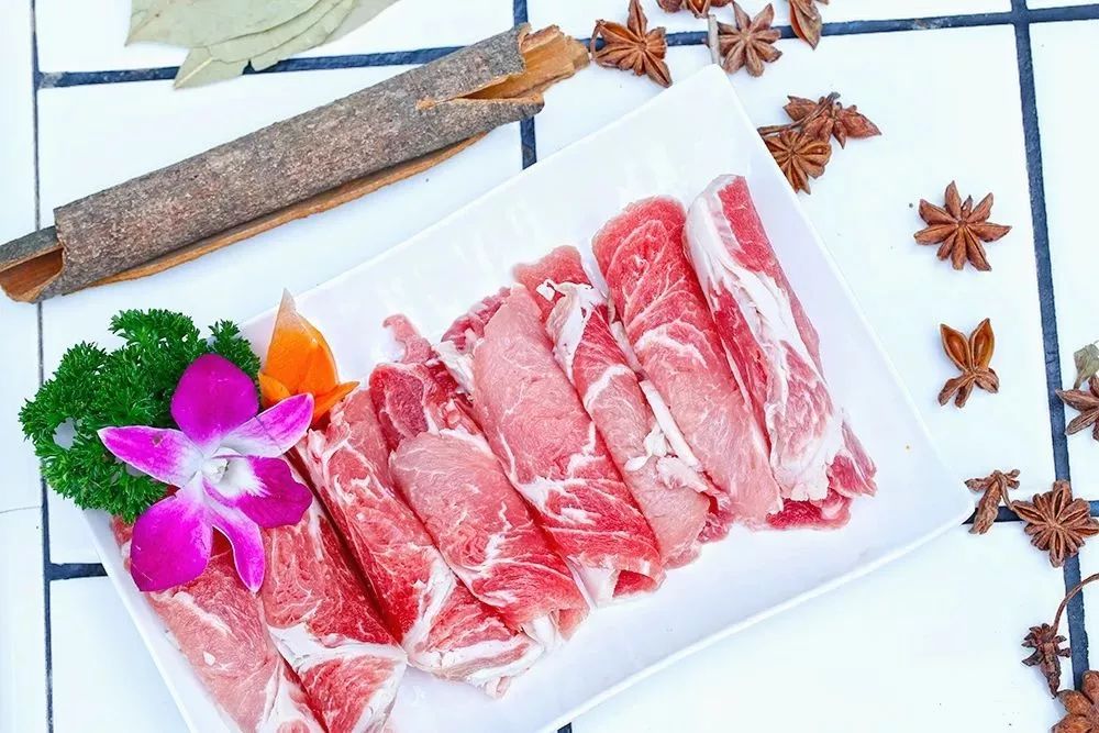 重庆的串串凭着份量实在的资格串味儿在南充开业至今打卡到上瘾!