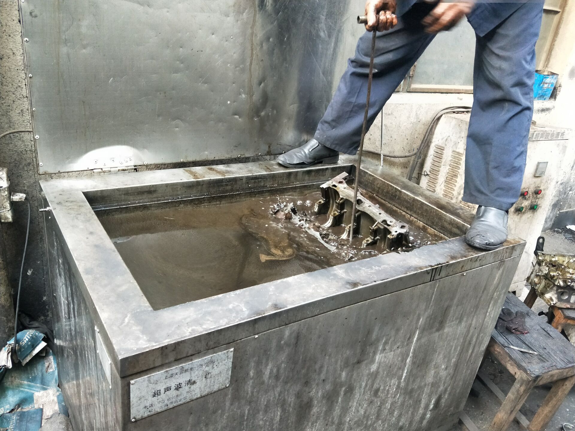 2010款大众途观发动机大修,2010年大众途观大修自己开值不