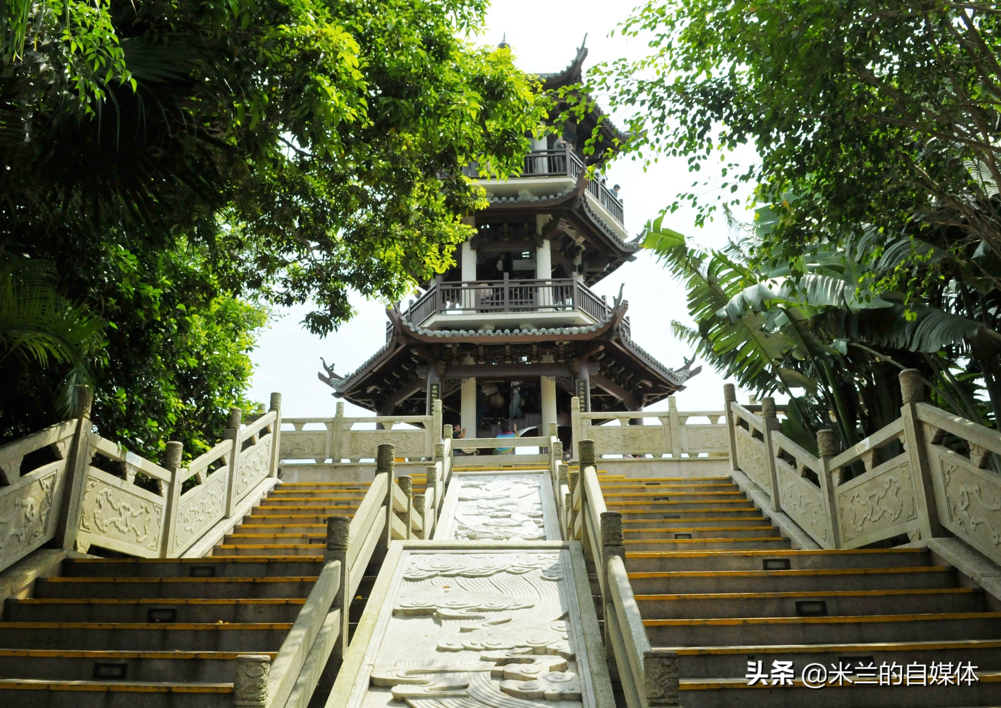 三亚旅游攻略美食推荐,三亚旅游美食攻略自由行