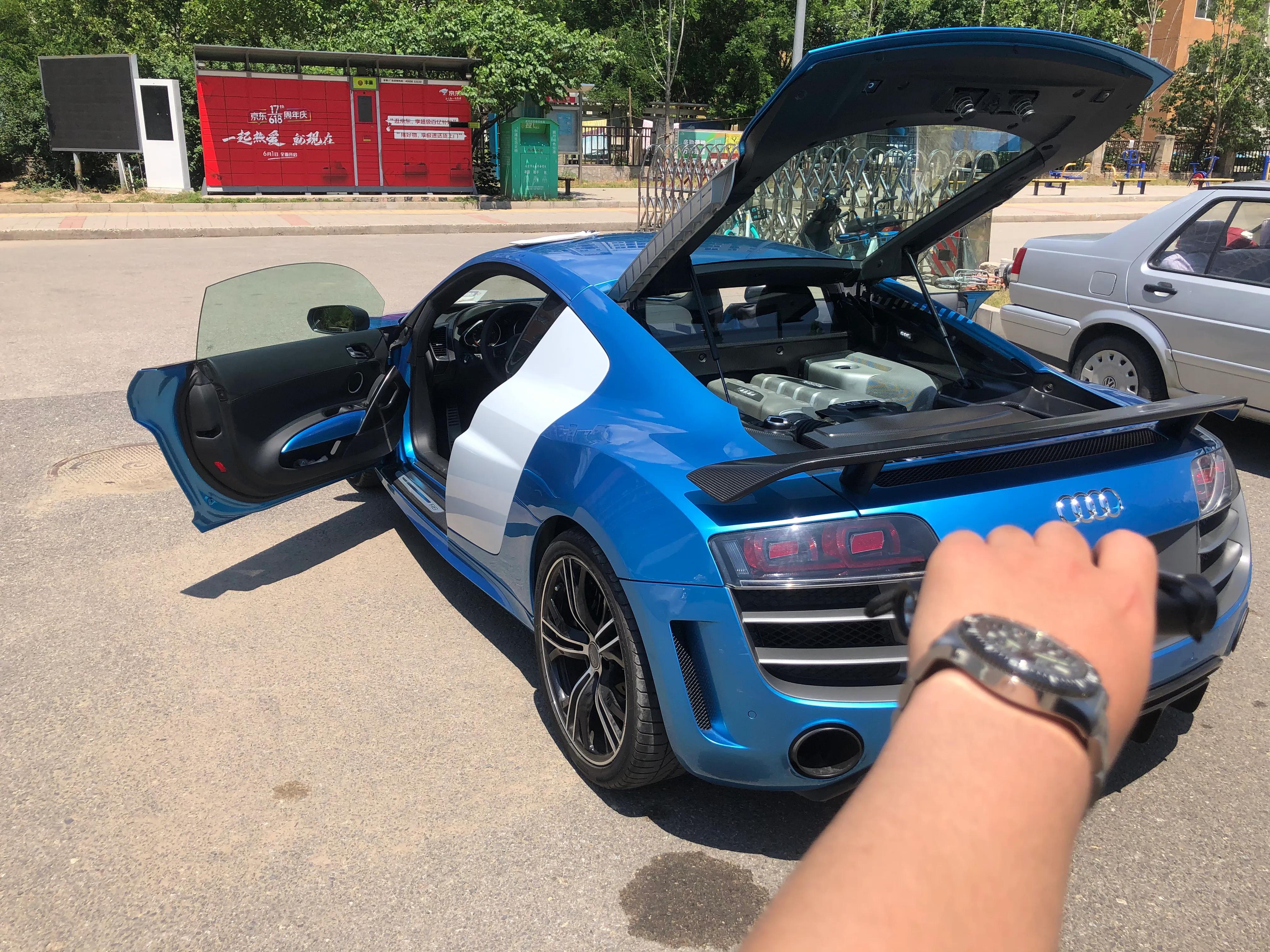 二手奥迪r8最便宜多少钱,r8奥迪二手的能买吗