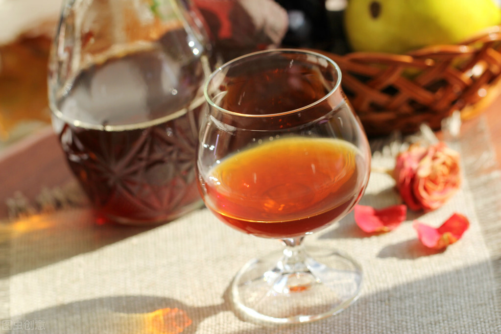 葡萄酒怎样醒酒才好喝,侍酒师高级醒酒