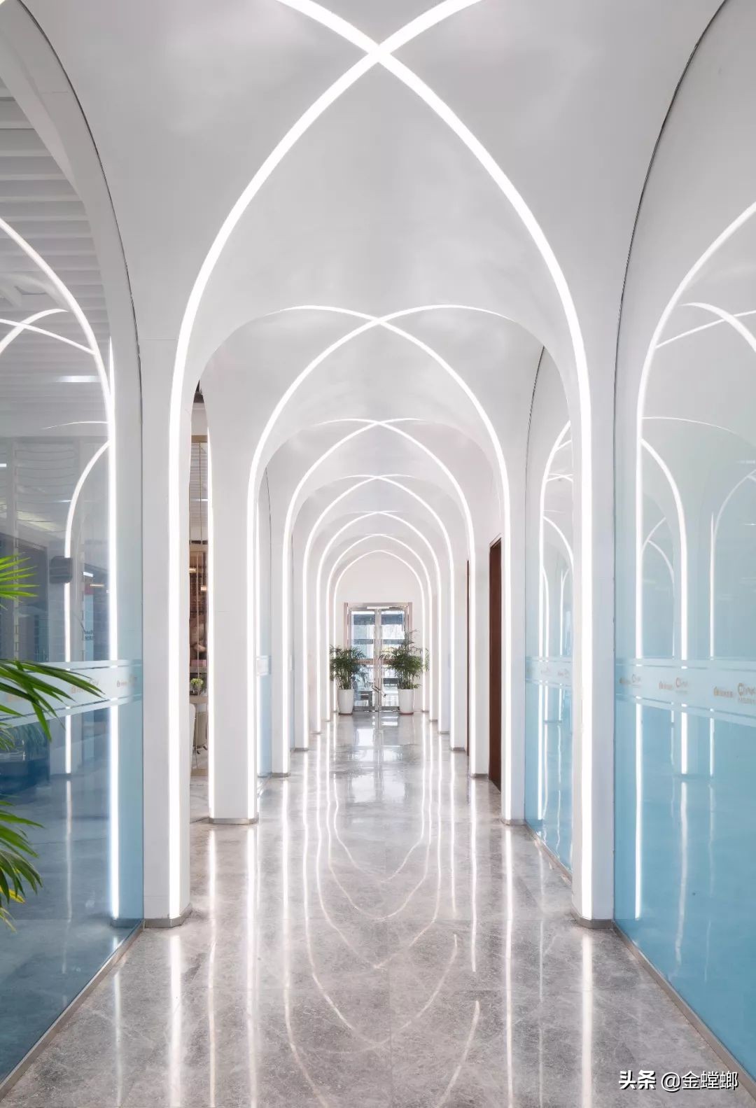 金螳螂艺术:绿地盐河之心·超级城市会客厅—现实有界，想象无边