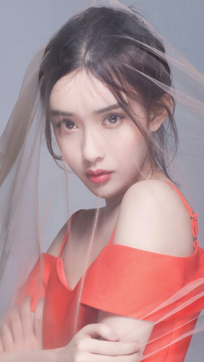 关晓彤吴宣仪赵露思,赵露思关晓彤吴宣仪