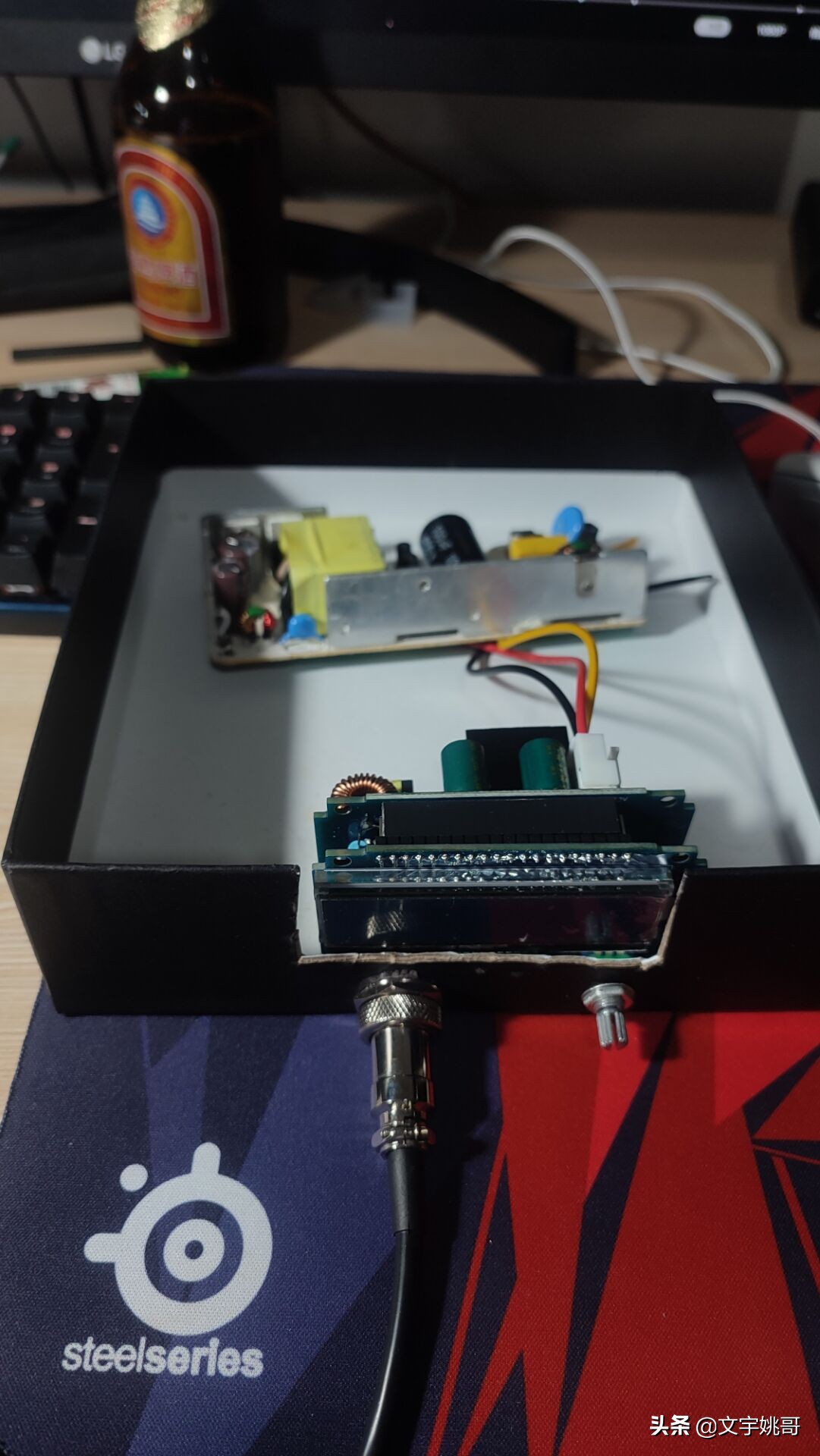 还在玩T12吗?快来看看用WY710高频烙铁主板组装台高性能高频烙铁