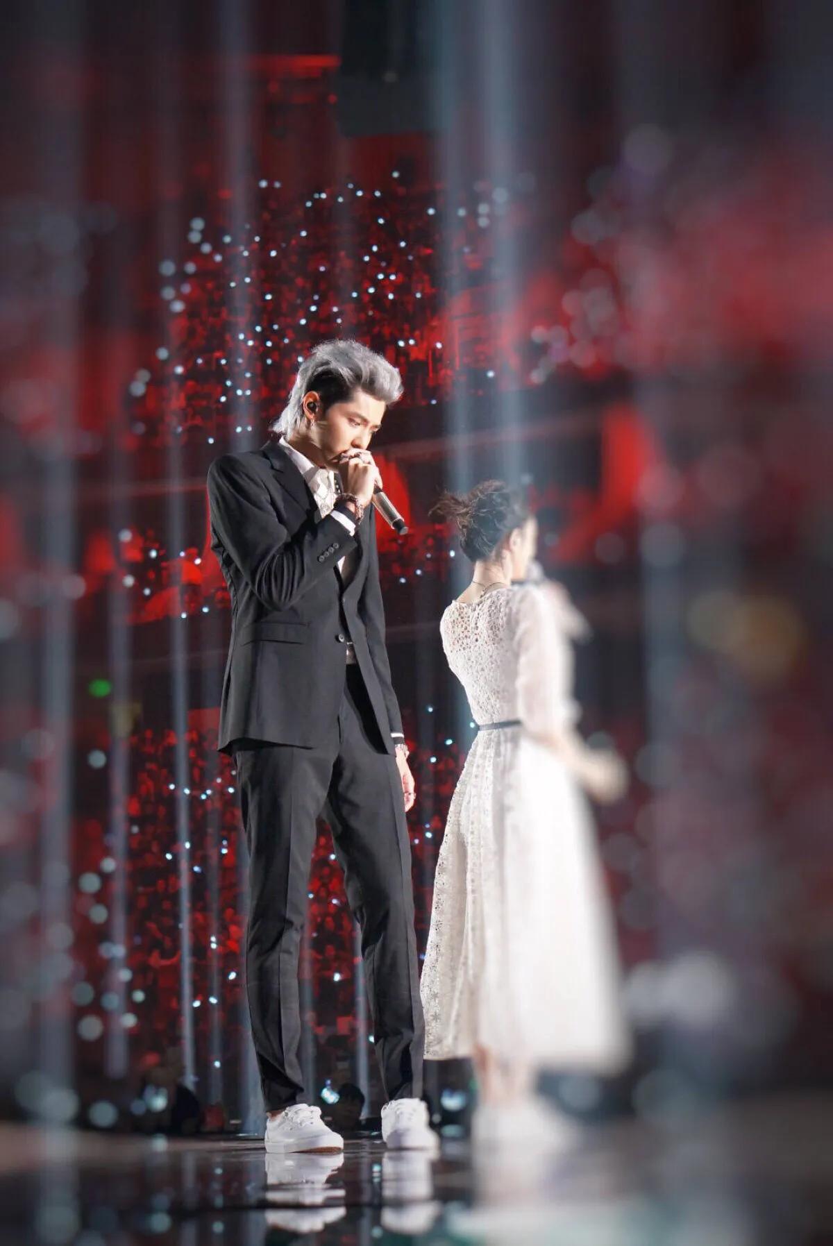 《吴亦凡的“乱果倭瓜”》