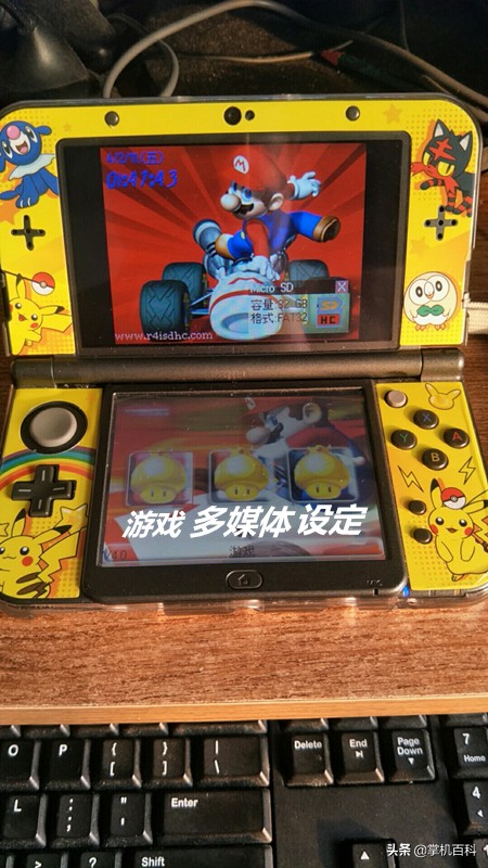 任天堂ndsi游戏机怎么插游戏卡,r4卡怎么玩gba游戏