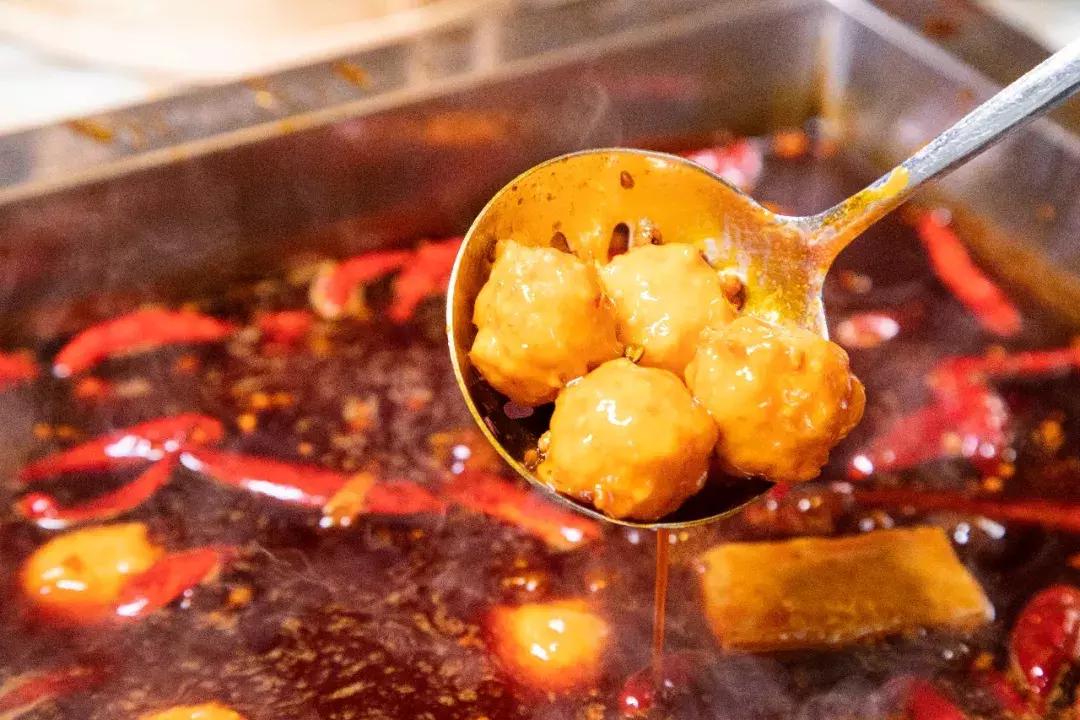 成都这家每天爆满的火锅店,成都最好吃的火锅店推荐