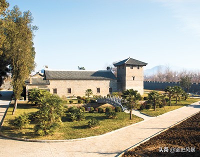 文化不高的龙云怎样当上了“云南王”：前后两位夫人都是名门才女