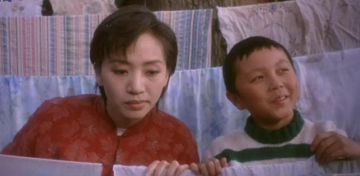 巅峰期突然隐退十位歌手,巅峰突然退圈的明星