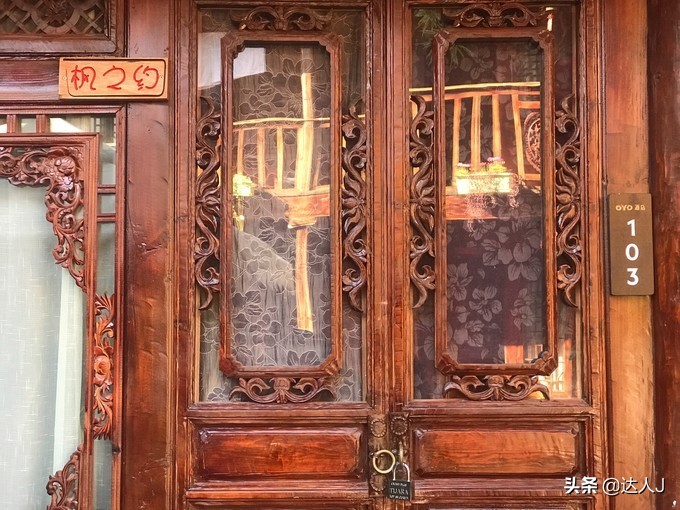 丽江的高颜值客栈逆天了，住一圈连回家的路费都省了！文末有福利