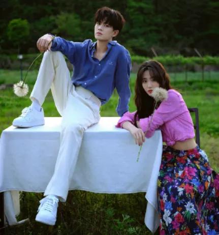 邢菲朱正廷腹肌,邢菲颜值巅峰