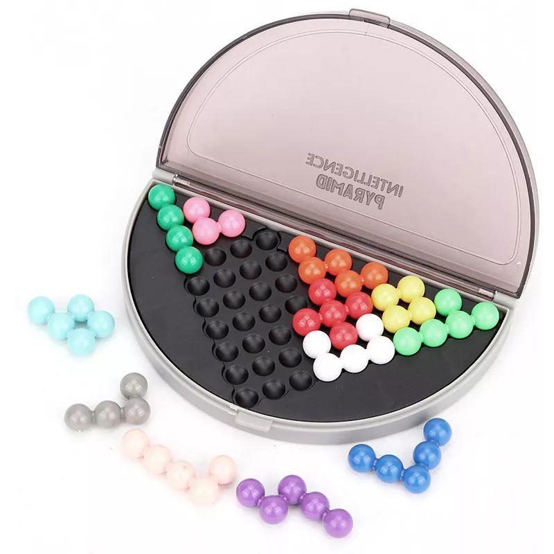 沉迷于游戏的孩子和学霸对比,学霸和学渣玩儿游戏