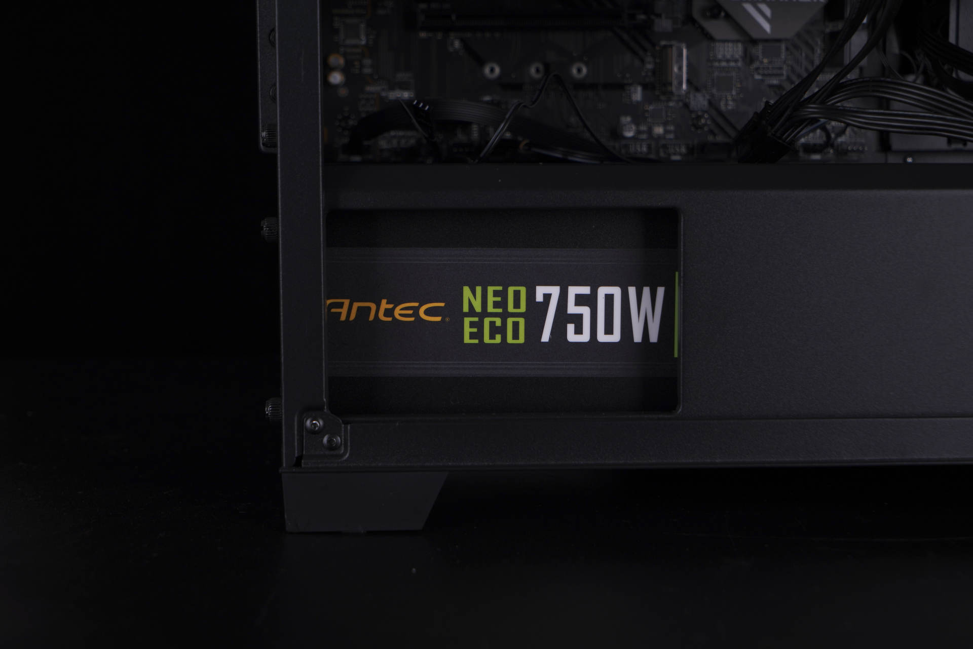 微星b560迫击炮和战斧导弹,微星b560战斧导弹和迫击炮的区别