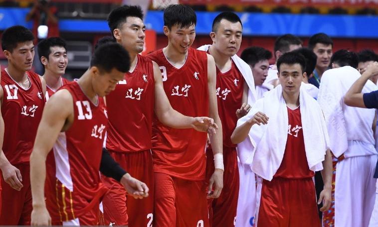 19分15篮板辽宁新星不断爆发,15分钟爆砍28分15篮板2米2