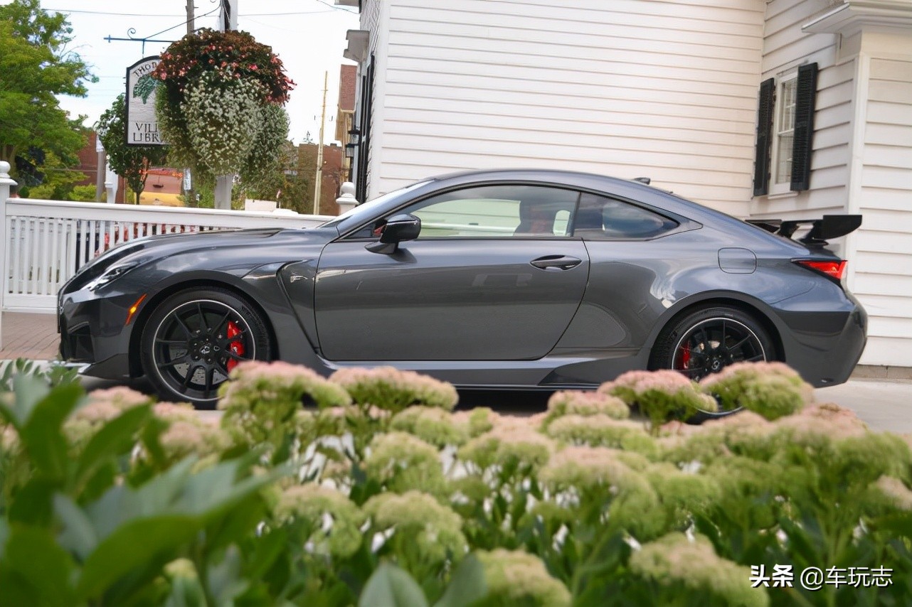 雷克萨斯rcf2021,2019款雷克萨斯rcf实车欣赏