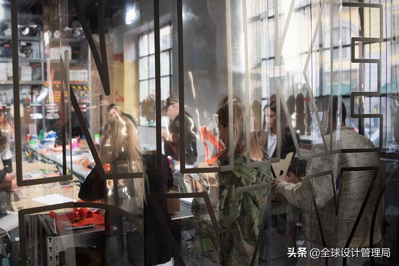 耐克设计师设计的100元跑鞋,nike经典款式介绍airmax系列