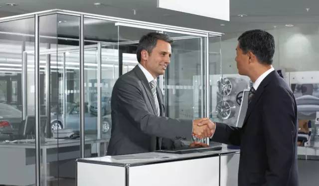 500人小微信群,狂赚一千万