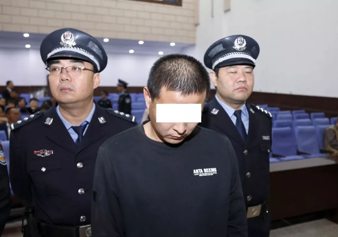 以杀全家、活埋相威胁，焦作黑老大“大头”栽了！