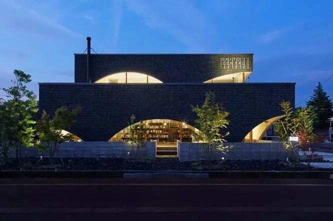 日本津波市牙科诊所，公园版的就诊环境