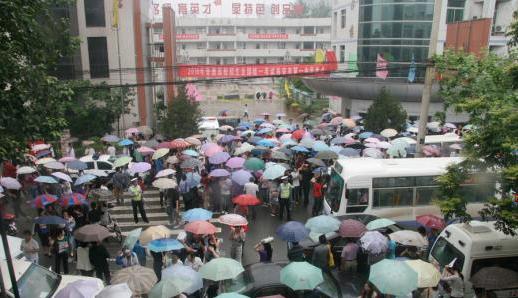 在上海一般多少名次能上211大学,上海的211大学多少分能考入