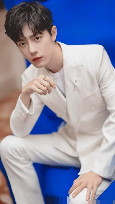 肖战最新同框,肖战早期同框