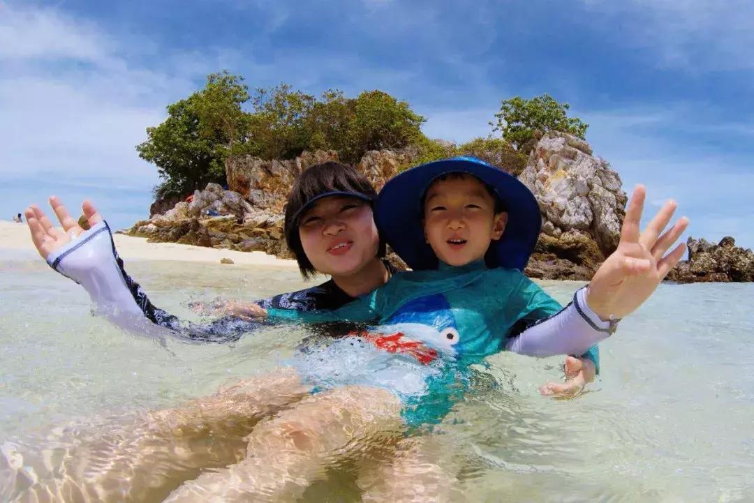 普吉岛雨天游玩攻略视频,普吉岛旅游帆船3天2晚