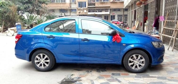 5万预算选雪佛兰是13年大空间景程还是车龄更短的爱唯欧