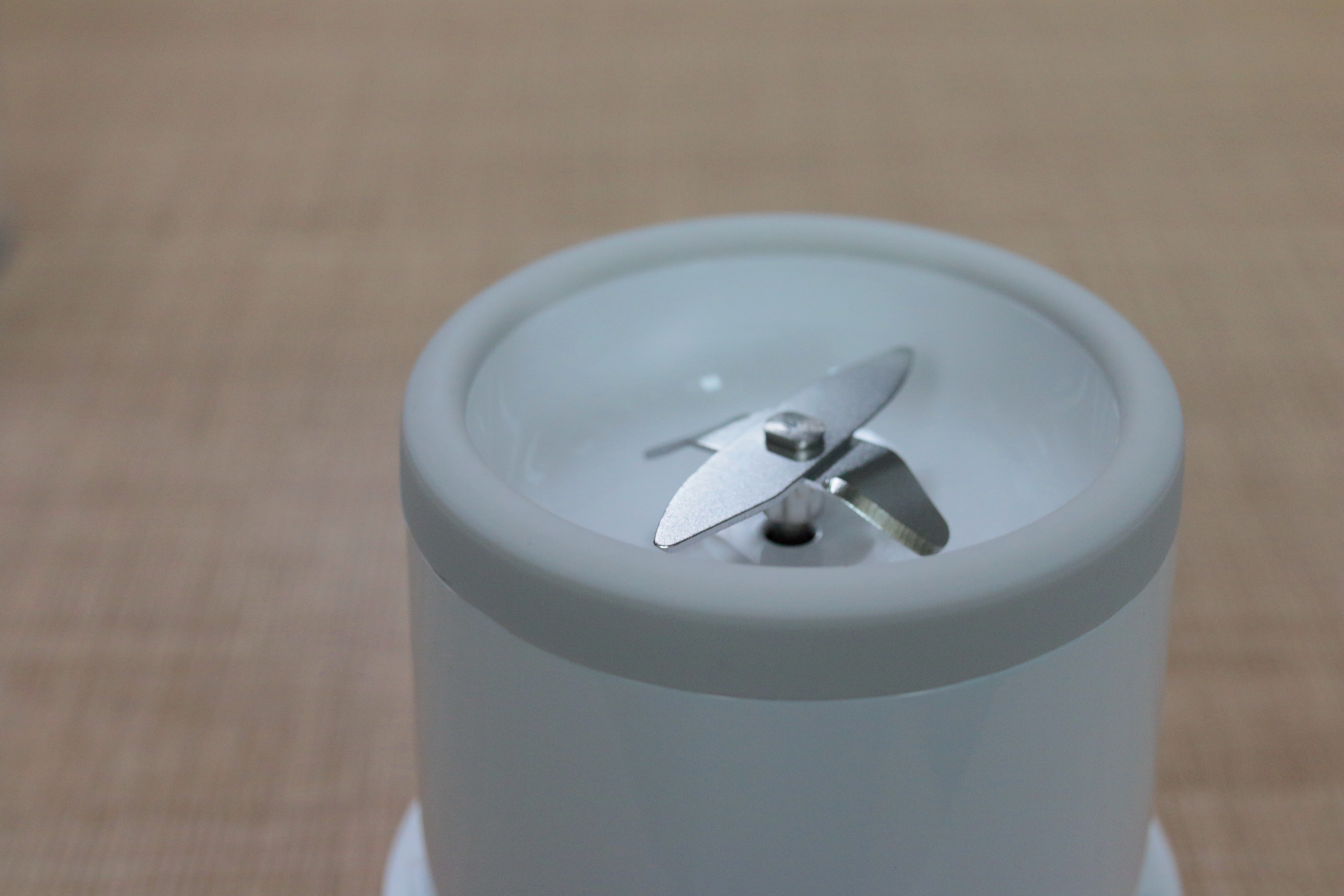 米家随行便携榨汁杯怎么用,米家随行便携榨汁杯