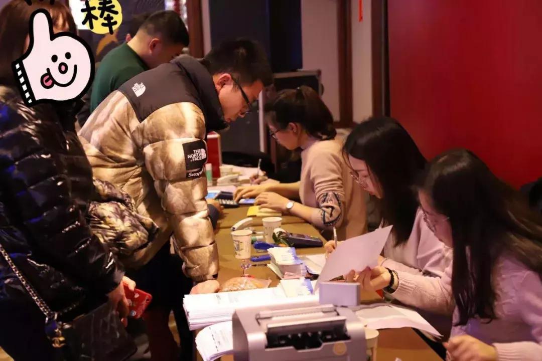 宸呭嘲鐩涘娲诲姩,宸呭嘲鐩涘