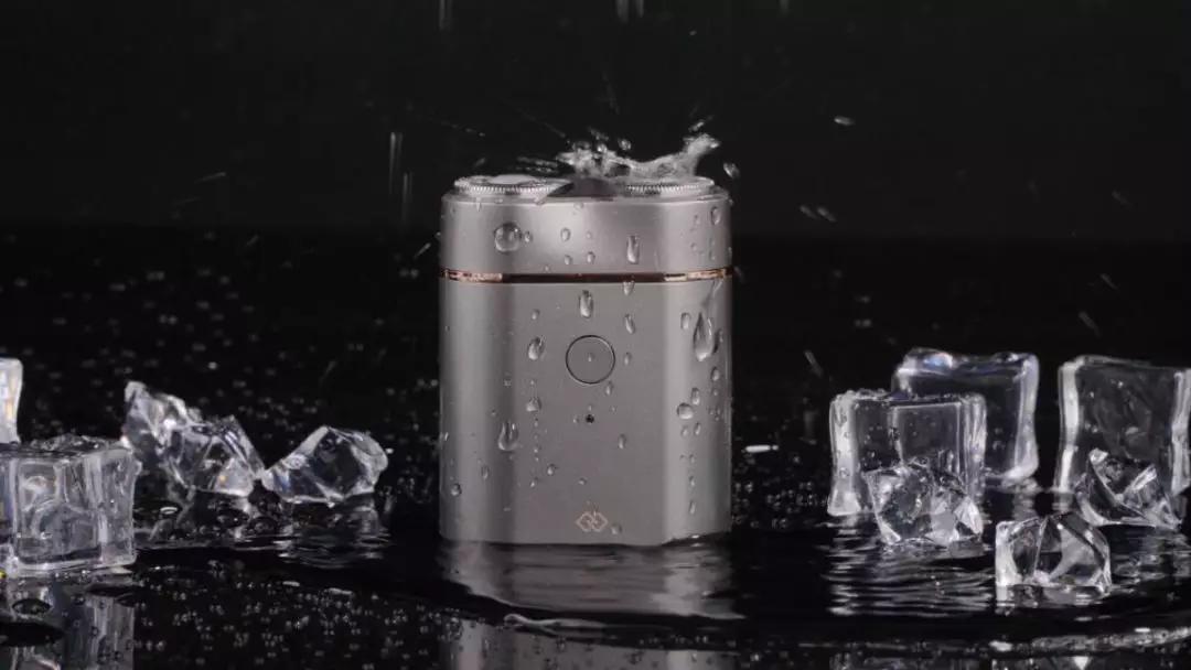 削铁如泥剃须刀,巴掌大的剃须刀你用过吗